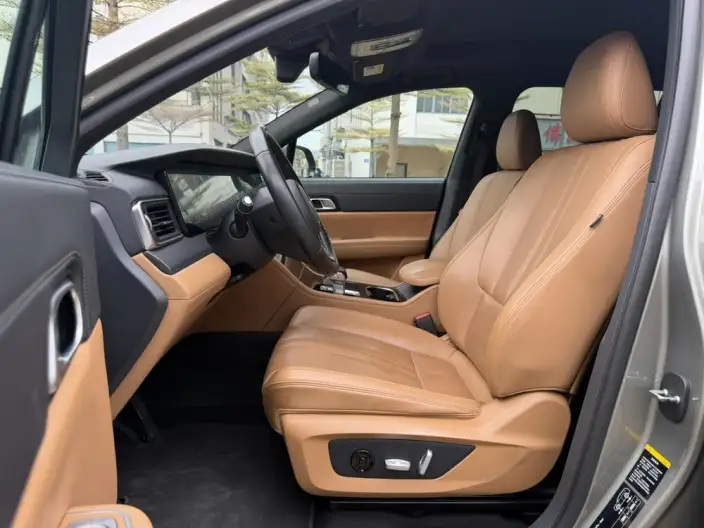 Li Auto ONE 2020 Model Extended Range 6 seat Edition – фото 9