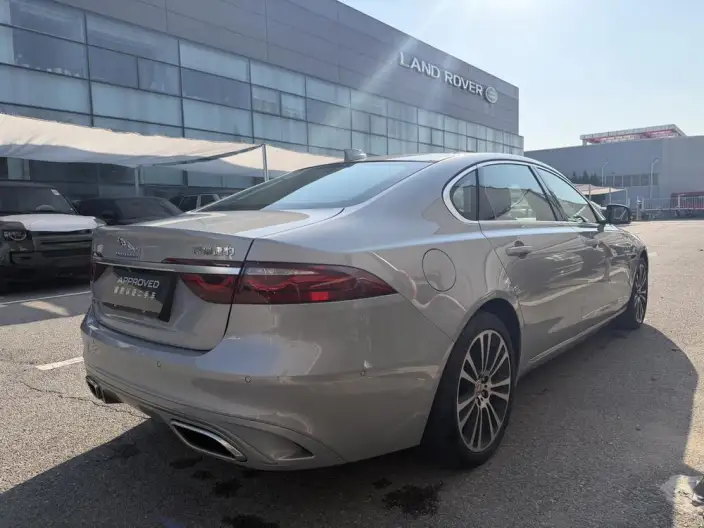 Jaguar XFL 2025 Model 2.0T P250 2WD Exclusive Deluxe Edition – фото 6
