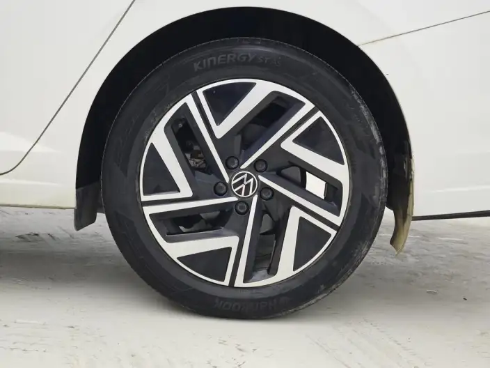 Volkswagen Sagitar 2023 Model 300TSI DSG Beyond Edition – фото 9
