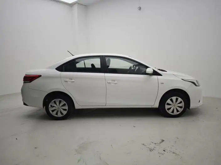 Toyota YARIS L Yaris Sedan 2020 Model 1.5L CVT Leading version – фото 8