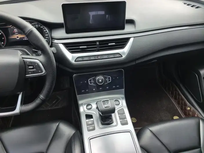 Hongqi H5 Classic 2020 Model 1.8T Automatic Smart Flag Enjoy Edition – фото 4