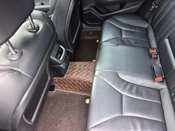 Hongqi H5 Classic 2020 Model 1.8T Automatic Smart Flag Enjoy Edition – фото 10
