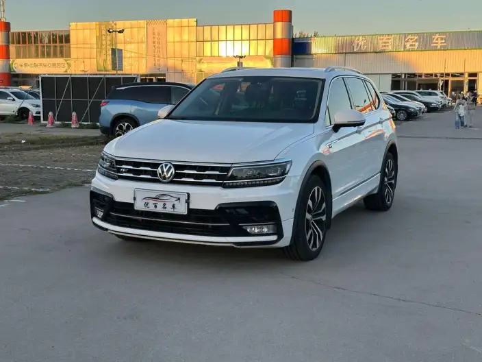 Volkswagen Tiguan L 2020 Model 330TSI Automatic 2WD R-Line Ultimate Edition China VI – фото 1