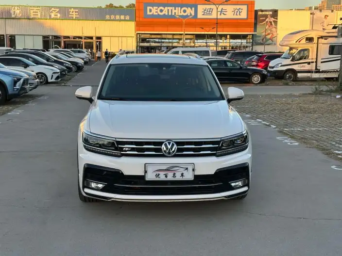 Volkswagen Tiguan L 2020 Model 330TSI Automatic 2WD R-Line Ultimate Edition China VI – фото 2