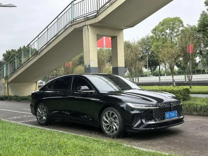 Lincoln Z 2022 Model i Xiang Zunya Edition
