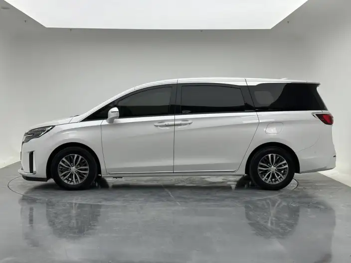 Buick GL8 2023 Model ES Luzun 2.0T Exclusive Model – фото 4