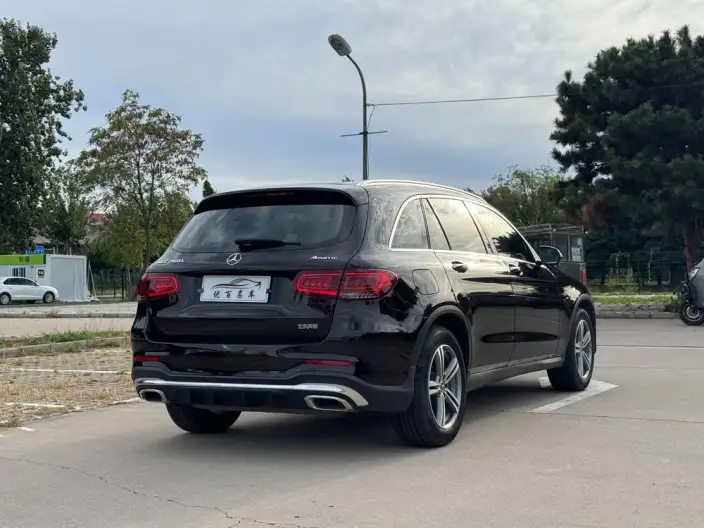 Mercedes-Benz GLC 2020 Model GLC 260 L 4MATIC Luxury Model – фото 7