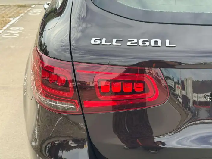 Mercedes-Benz GLC 2020 Model GLC 260 L 4MATIC Luxury Model – фото 9