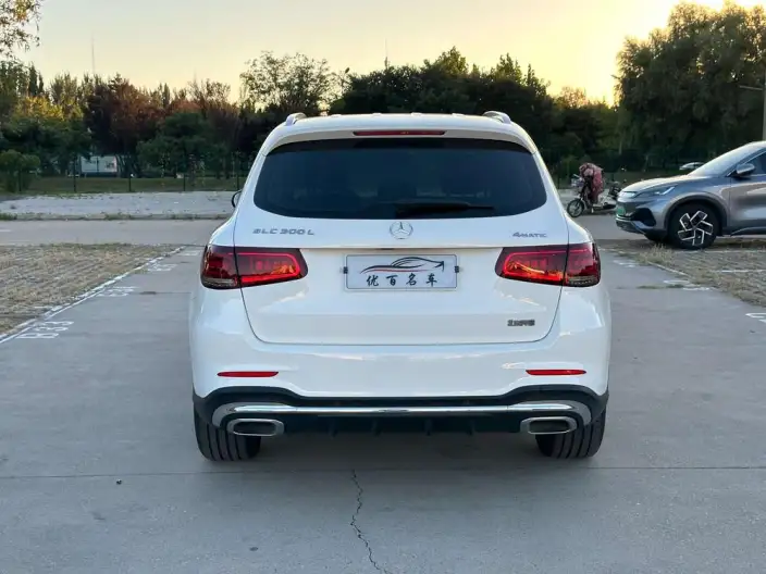 Mercedes-Benz GLC 2022 Model Facelift GLC 300 L 4MATIC Dynamic Model Collector Edition – фото 6