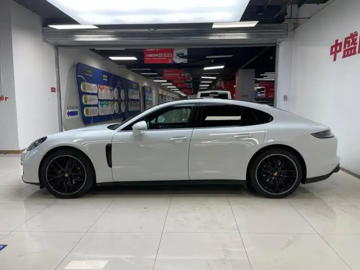 Panamera 2023 Model Facelift Panamera 2.9T Platinum edition – фото 3