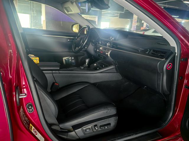 Lexus ES 2015 300h Comfort – фото 7