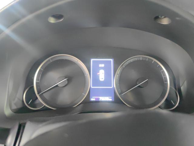 Lexus ES 2015 300h Comfort – фото 9