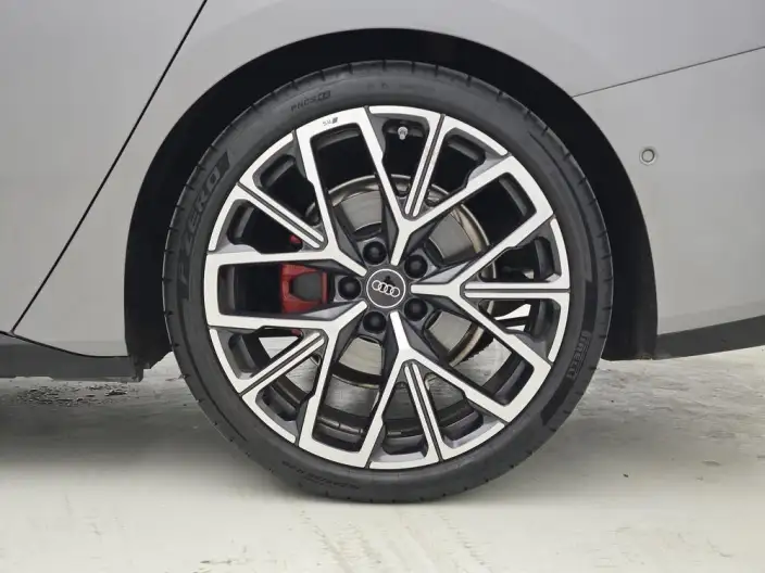 Audi A5 L Sportback 2026 Model 2.0TFSI 150kW Exclusive quattro Model – фото 9