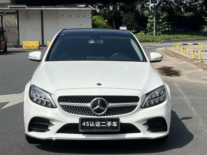 Mercedes-Benz C-Class 2020 Model C 260 L Sports Edition – фото 2