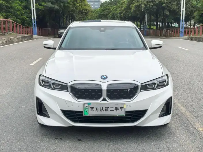 BMW i3 2023 Model eDrive35L – фото 2