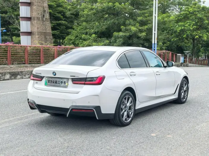 BMW i3 2023 Model eDrive35L – фото 7