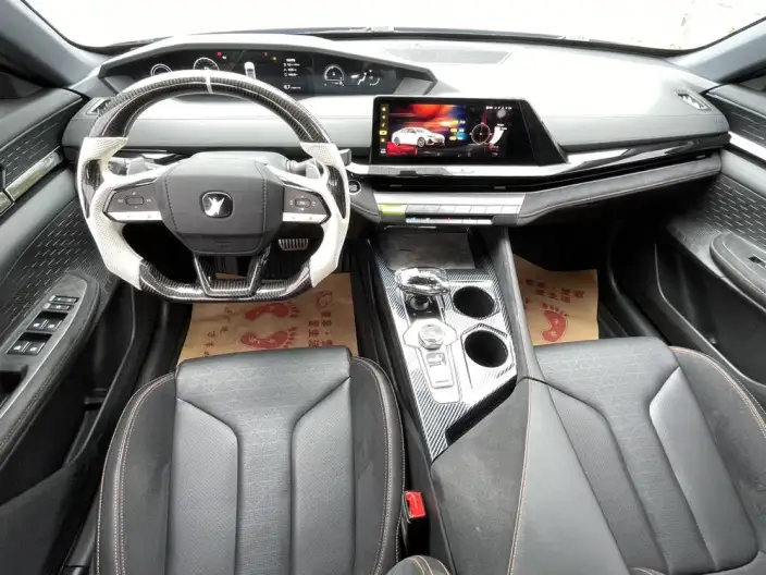 Changan UNI-V 2022 Model 2.0T Leading speed Edition – фото 10