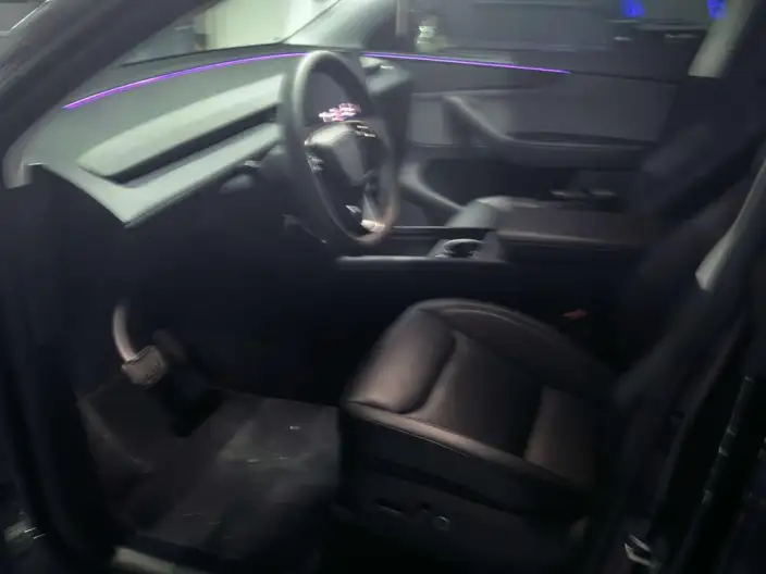 Model Y 2025 Model Rear-wheel drive version – фото 9