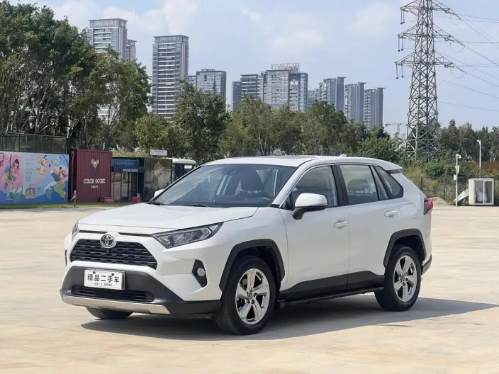 Toyota RAV4 2022 Model 2.0L CVT 2WD Fashion edition