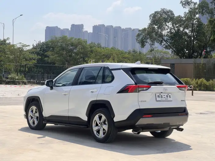 Toyota RAV4 2022 Model 2.0L CVT 2WD Fashion edition