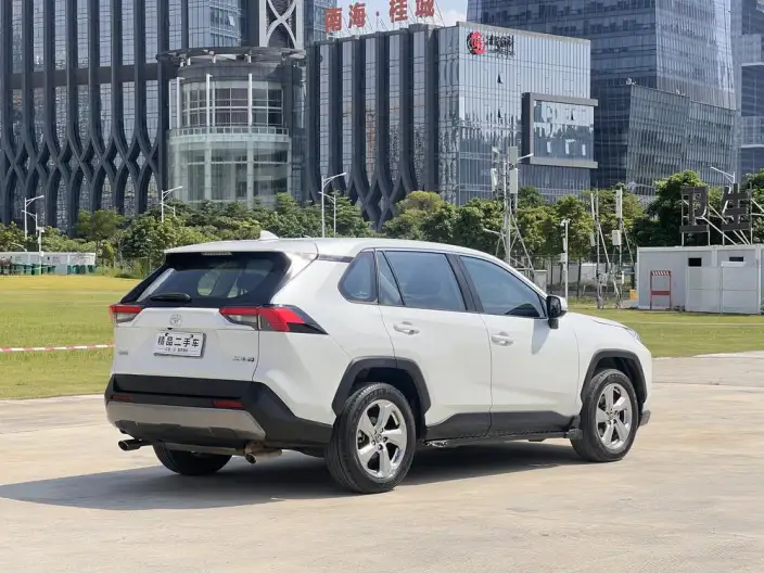 Toyota RAV4 2022 Model 2.0L CVT 2WD Fashion edition – фото 6