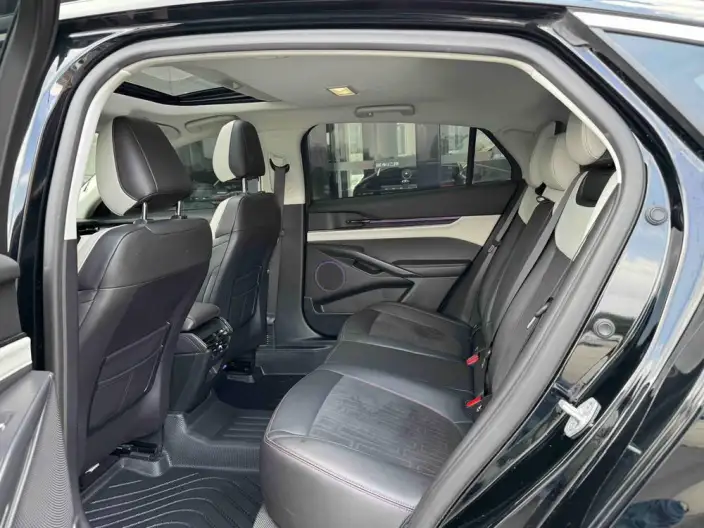 Ford Mondeo 2022 Model Facelift EcoBoost 245 Luxury Model – фото 9