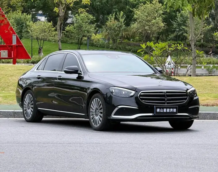 Mercedes-Benz E-Class 2021 Model E 300 L Noble Model sedan – фото 3