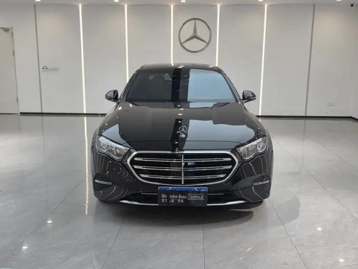 Mercedes-Benz E-Class 2024 Model E 300 L Fashion Model sedan – фото 2