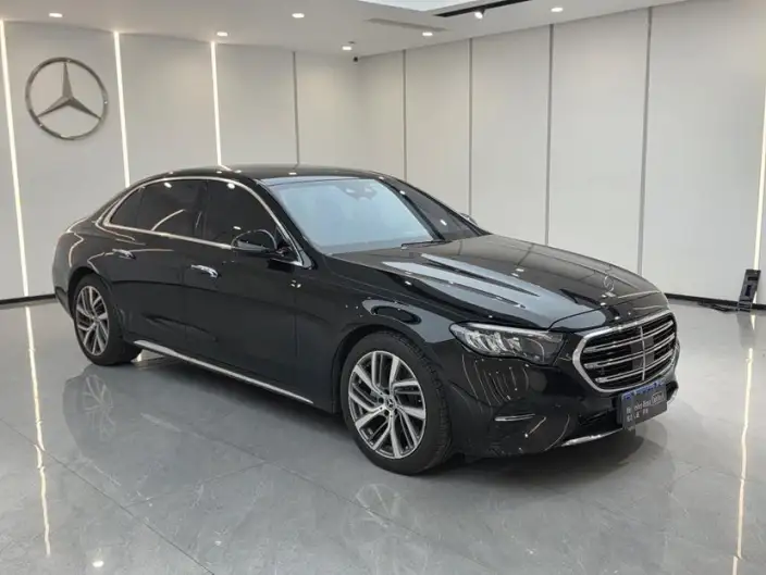 Mercedes-Benz E-Class 2024 Model E 300 L Fashion Model sedan – фото 3