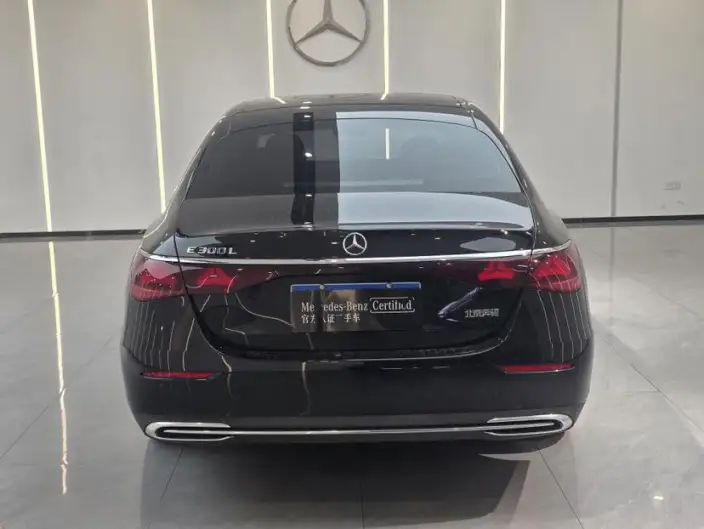 Mercedes-Benz E-Class 2024 Model E 300 L Fashion Model sedan – фото 6