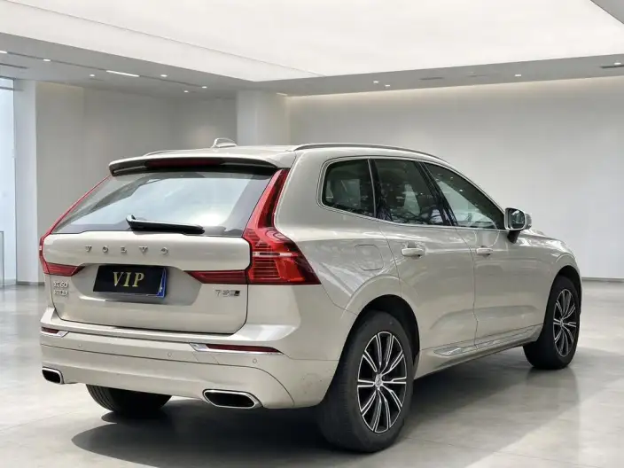 Volvo XC60 2020 Model T5 4WD Smart Range Deluxe Edition – фото 7