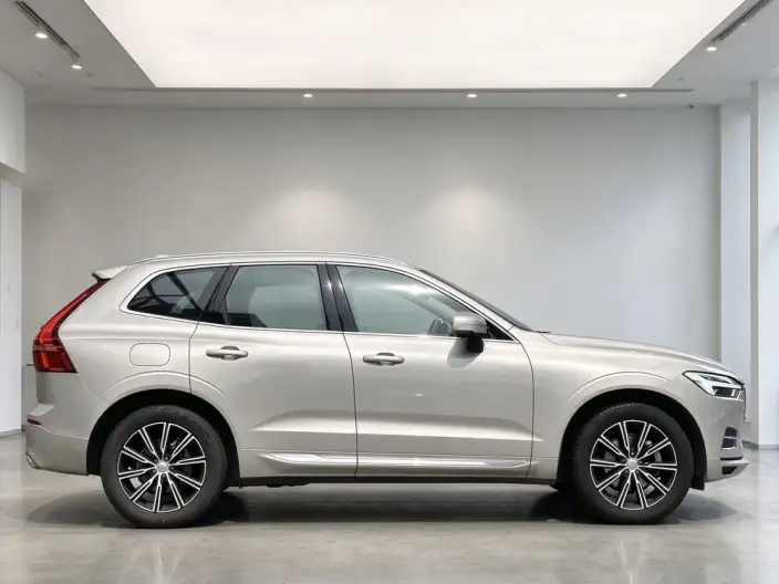Volvo XC60 2020 Model T5 4WD Smart Range Deluxe Edition – фото 8
