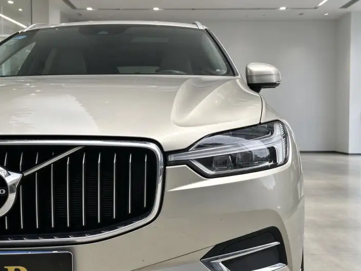 Volvo XC60 2020 Model T5 4WD Smart Range Deluxe Edition – фото 9