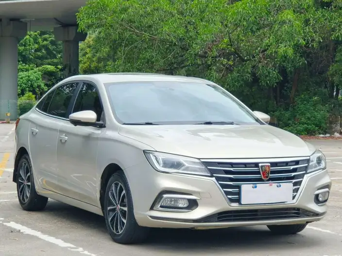 Roewe i5 2020 Model 1.5L Automatic 4G Connected Luxury Ultimate Edition – фото 3