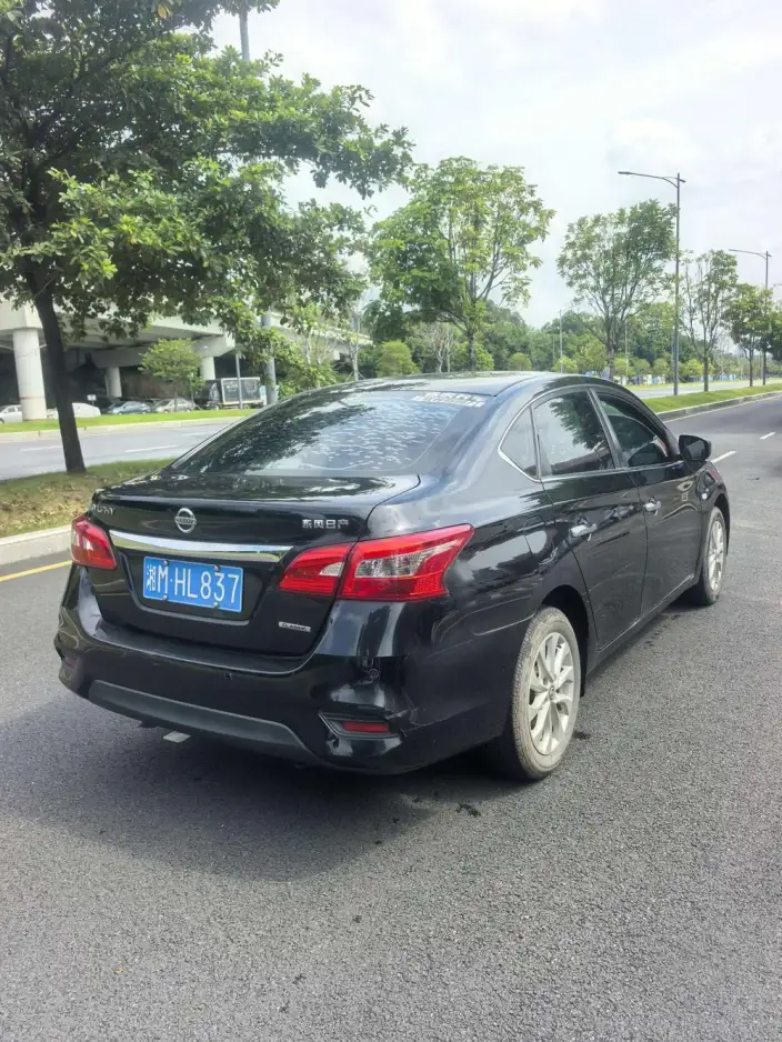 Nissan Sylphy 2021 Model Classic 1.6 XL CVT Deluxe Edition – фото 5