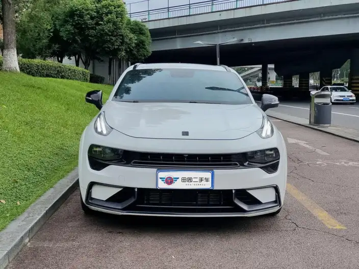 Lynk & Co 02 Hatchback 2022 Model 2.0TD Hatchback Plus