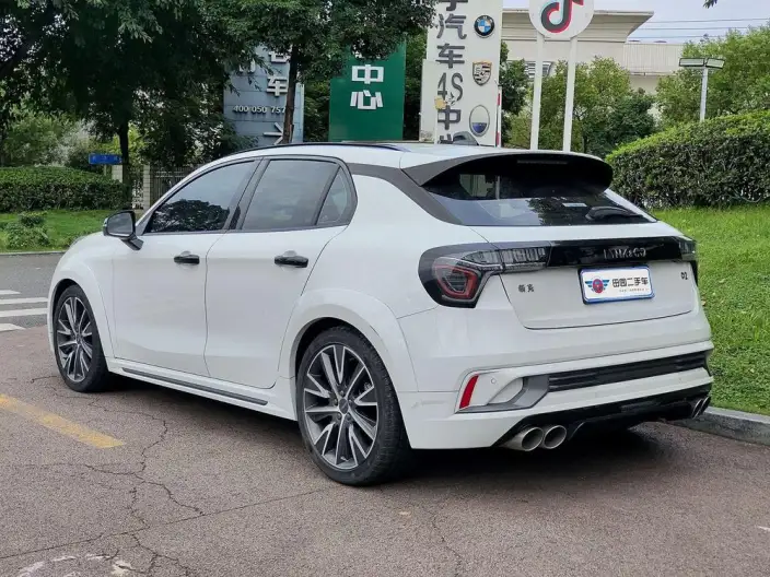 Lynk & Co 02 Hatchback 2022 Model 2.0TD Hatchback Plus