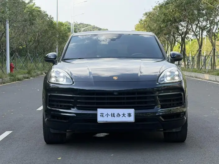 Cayenne Coupé 2022 Model Cayenne Coupé 3.0T Platinum edition