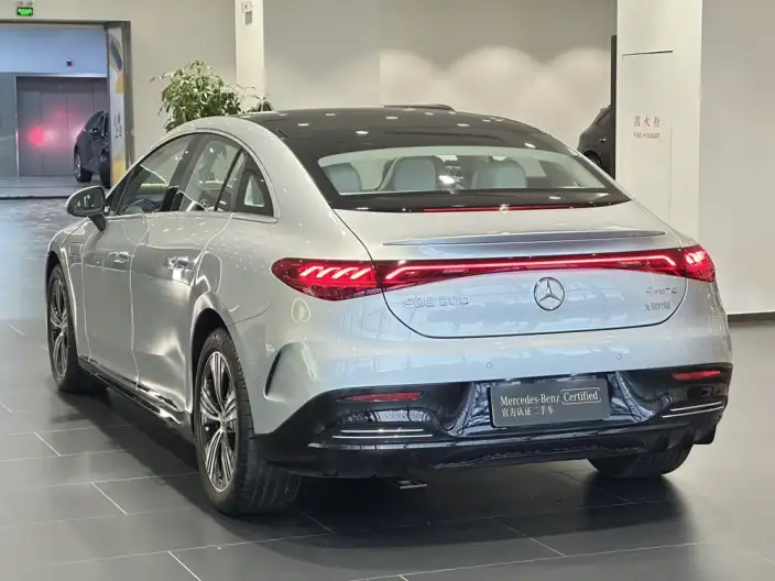 Mercedes-Benz EQE 2025 Model EQE 500 4MATIC Pioneer Edition – фото 4