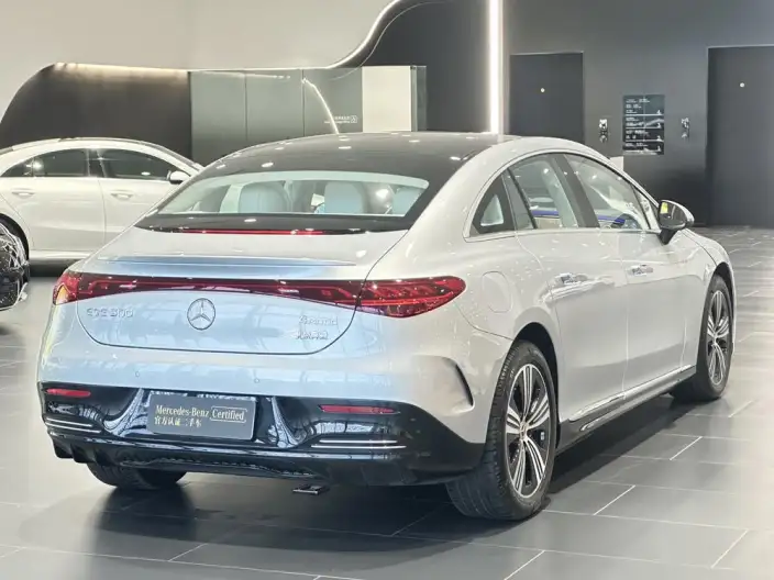 Mercedes-Benz EQE 2025 Model EQE 500 4MATIC Pioneer Edition – фото 6