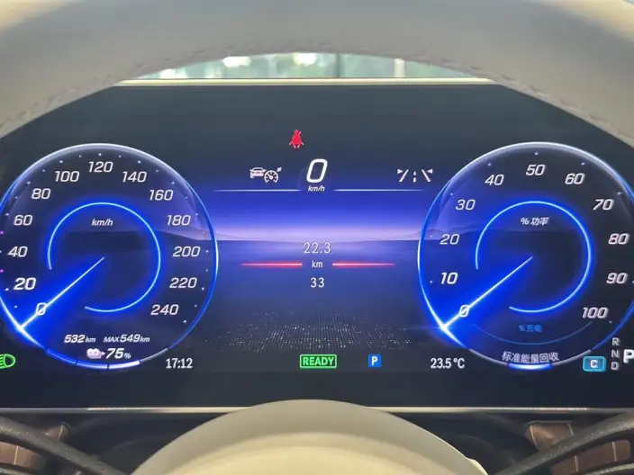 Mercedes-Benz EQE 2025 Model EQE 500 4MATIC Pioneer Edition – фото 8