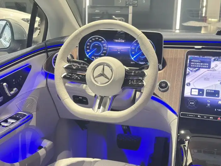 Mercedes-Benz EQE 2025 Model EQE 500 4MATIC Pioneer Edition – фото 10