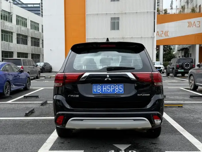 Mitsubishi Outlander 2021 Model 2.0L 2WD Smooth Ride Edition 5 seat – фото 6