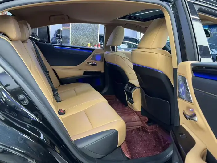 Lexus ES 2022 Model 200 Superior Edition – фото 8