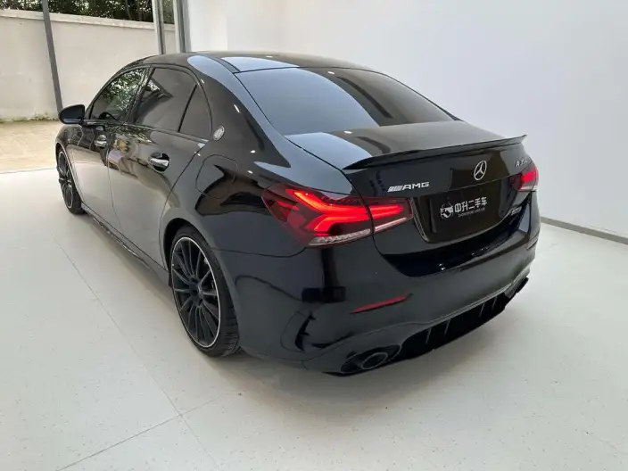 Mercedes-Benz A-Class AMG 2020 Model AMG A 35 L 4MATIC – фото 3