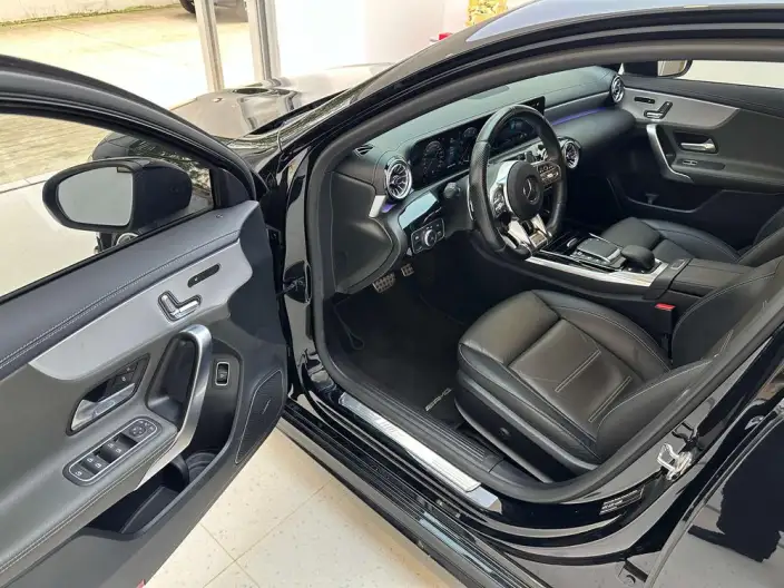 Mercedes-Benz A-Class AMG 2020 Model AMG A 35 L 4MATIC – фото 7