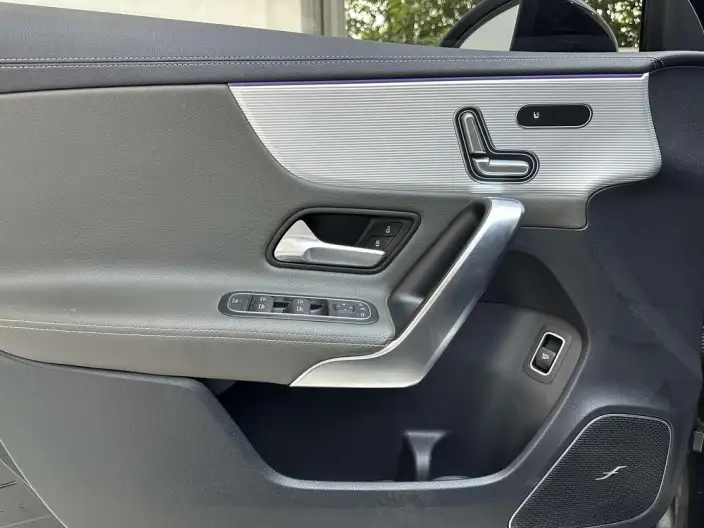 Mercedes-Benz A-Class AMG 2020 Model AMG A 35 L 4MATIC – фото 9