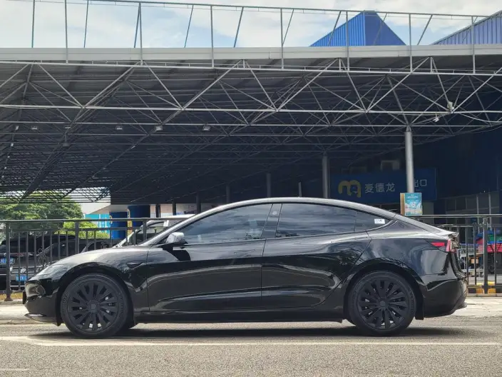 Model 3 2023 Model Rear-wheel drive version – фото 4