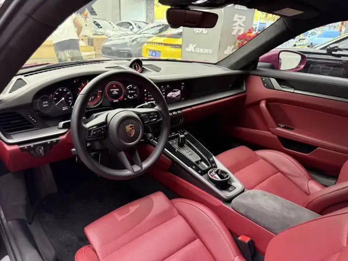 PORSCHE 911 2023 Model Carrera 3.0T – фото 7