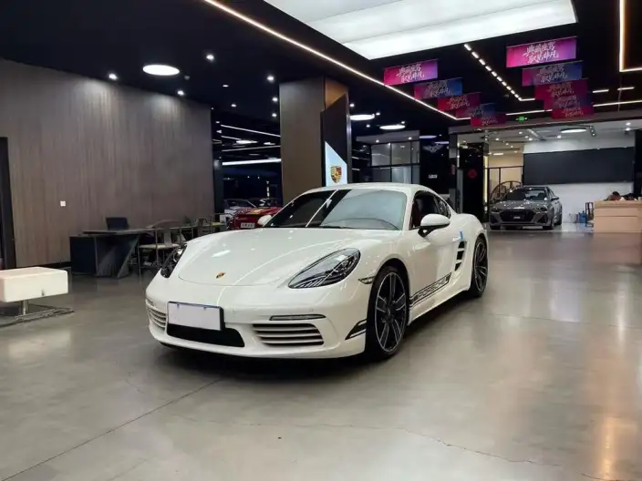 Porsche 718 2023 Model Cayman 2.0T